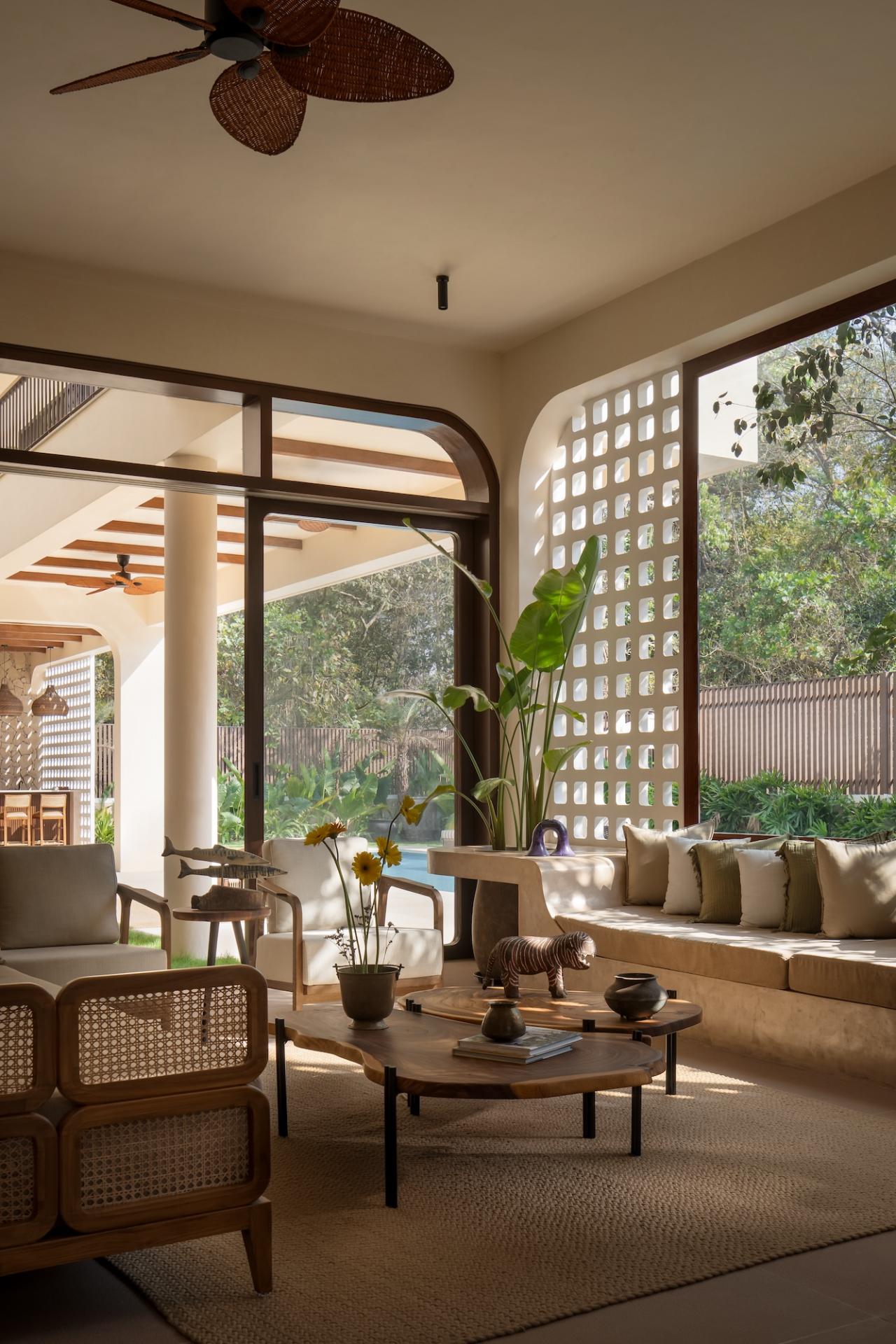 Tour a Goa Retreat That Blends Right into its Surrounding Forest