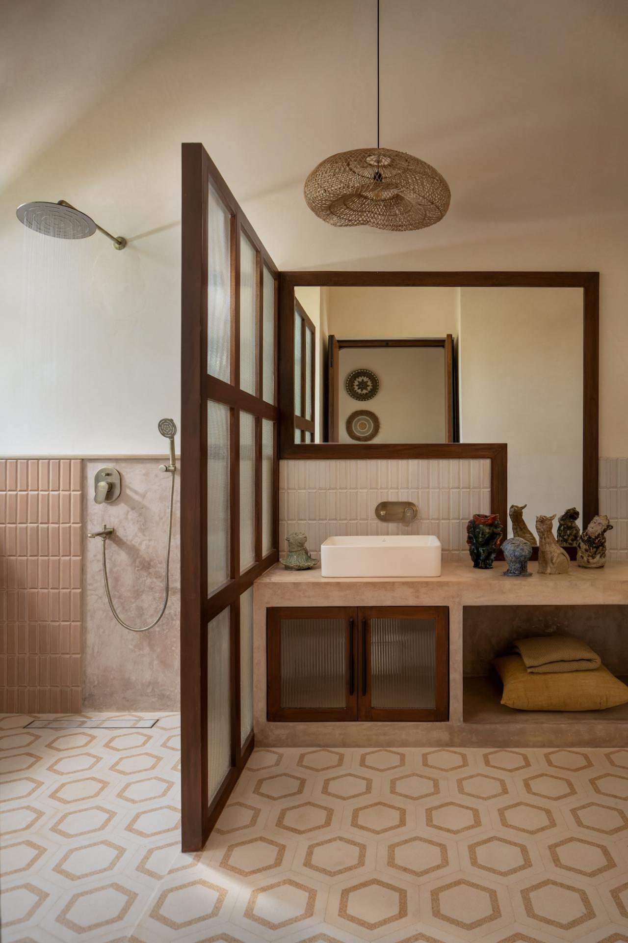 Tour a Goa Retreat That Blends Right into its Surrounding Forest