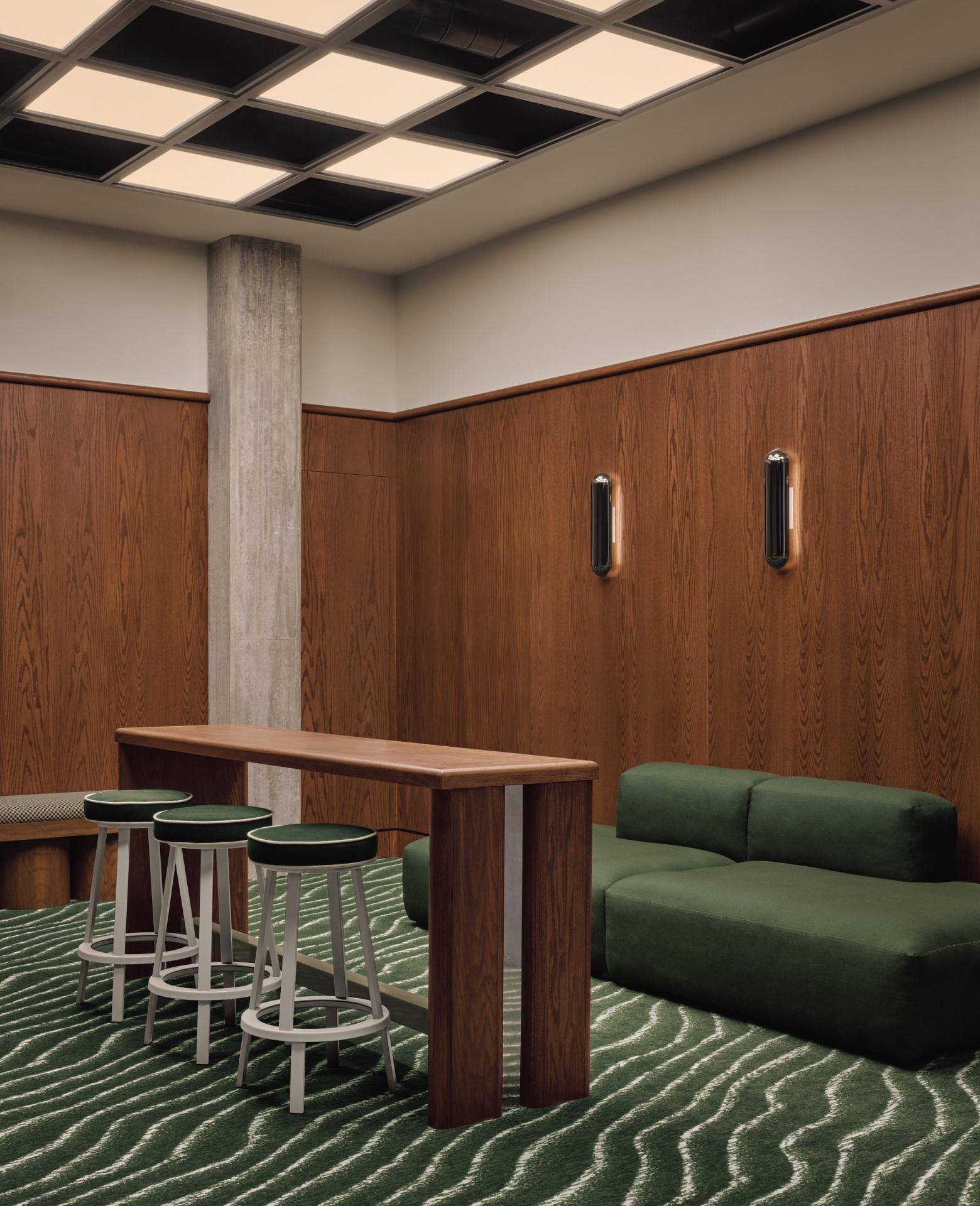 This Indoor Golf in Montreal Feels Like a Design Museum 