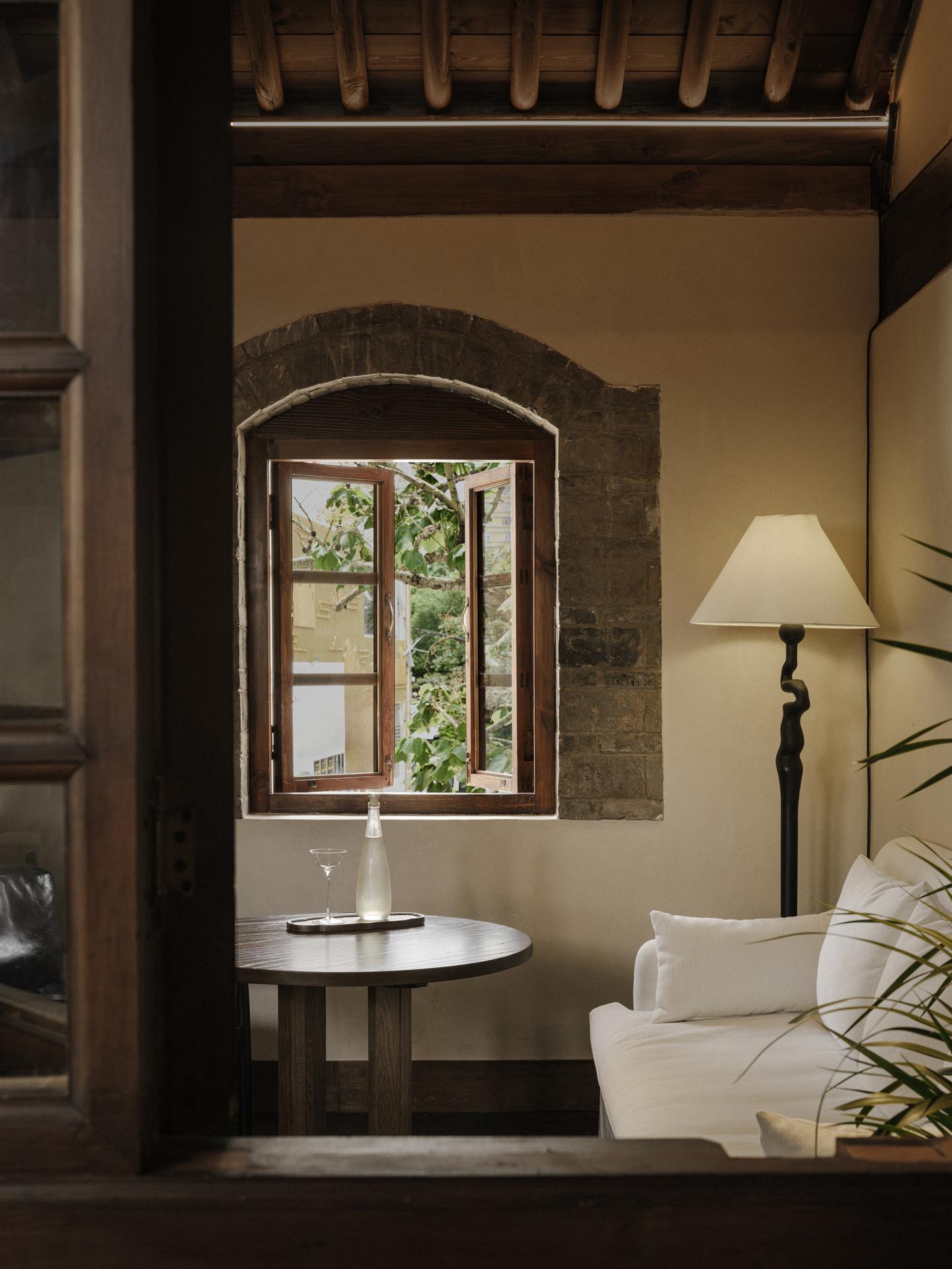 Inside a Beautiful 1920s Kunming Courtyard House That's Now a Modern Restaurant