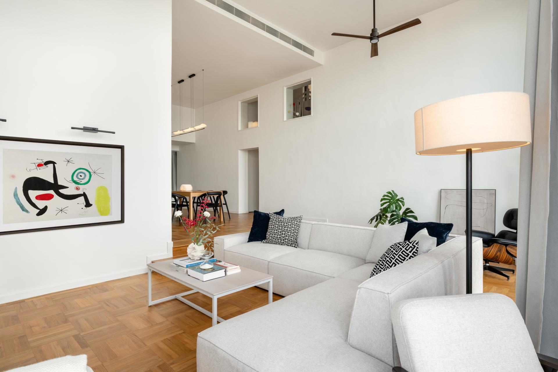 How Styling Turns a Rented Hong Kong Apartment into Modern Spanish Retreat