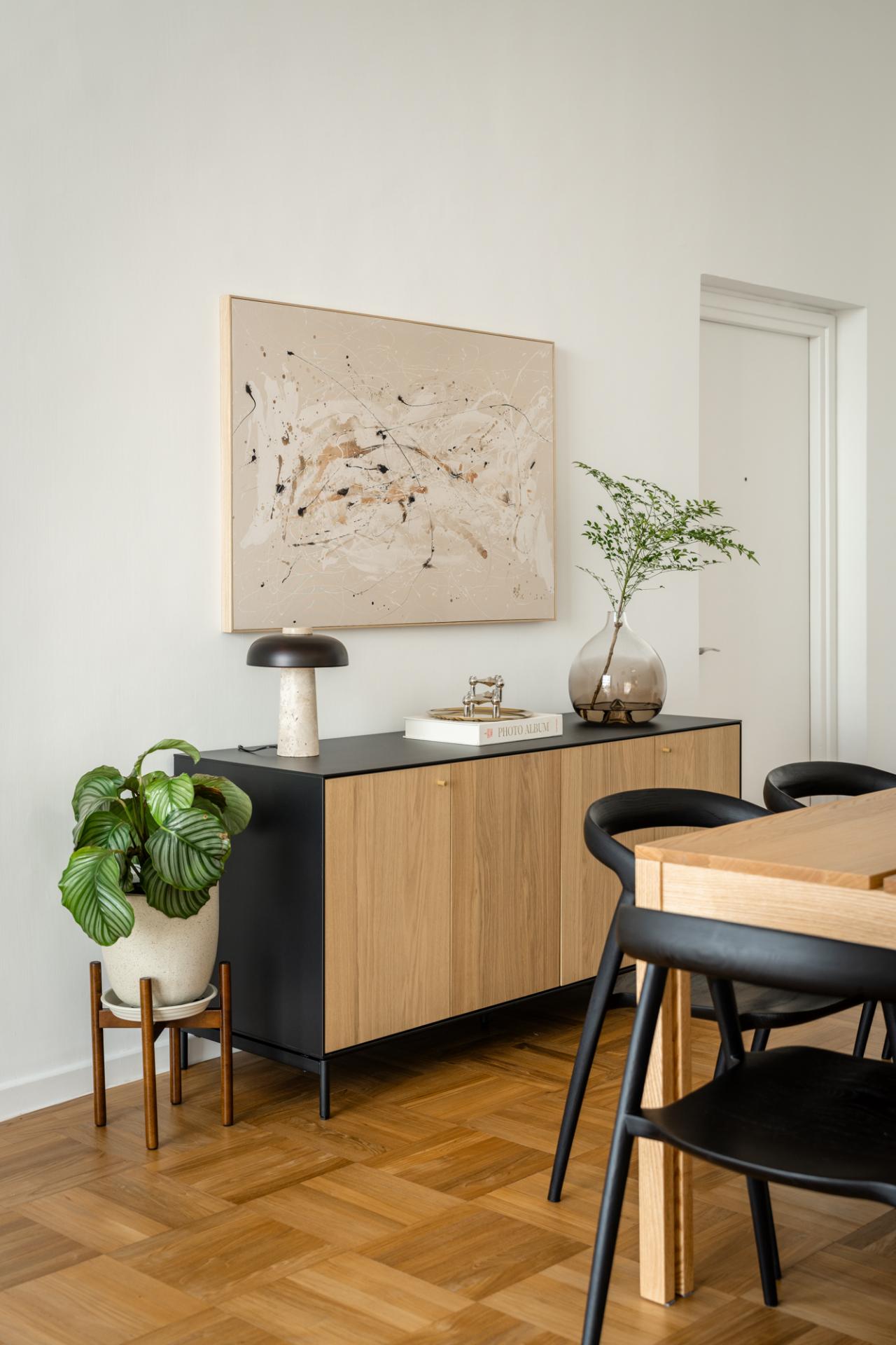 How Styling Turns a Rented Hong Kong Apartment into Modern Spanish Retreat