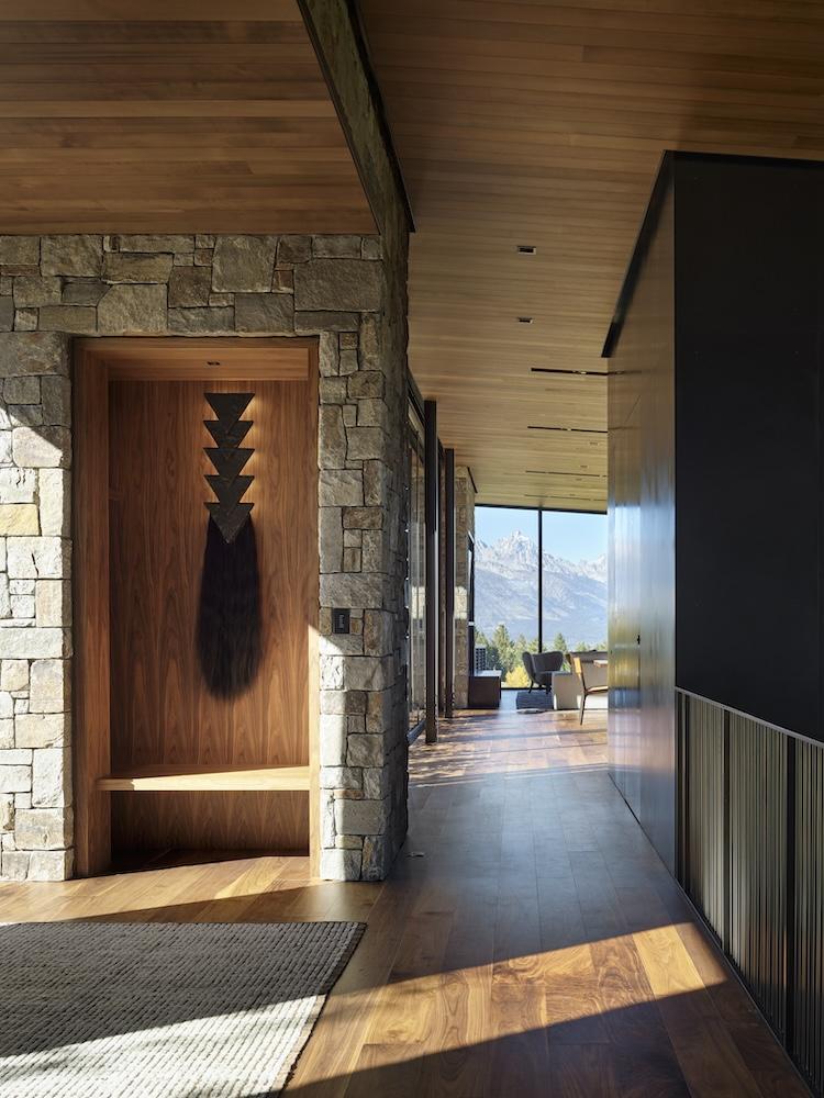 This Wyoming Retreat is a Multigenerational Haven
