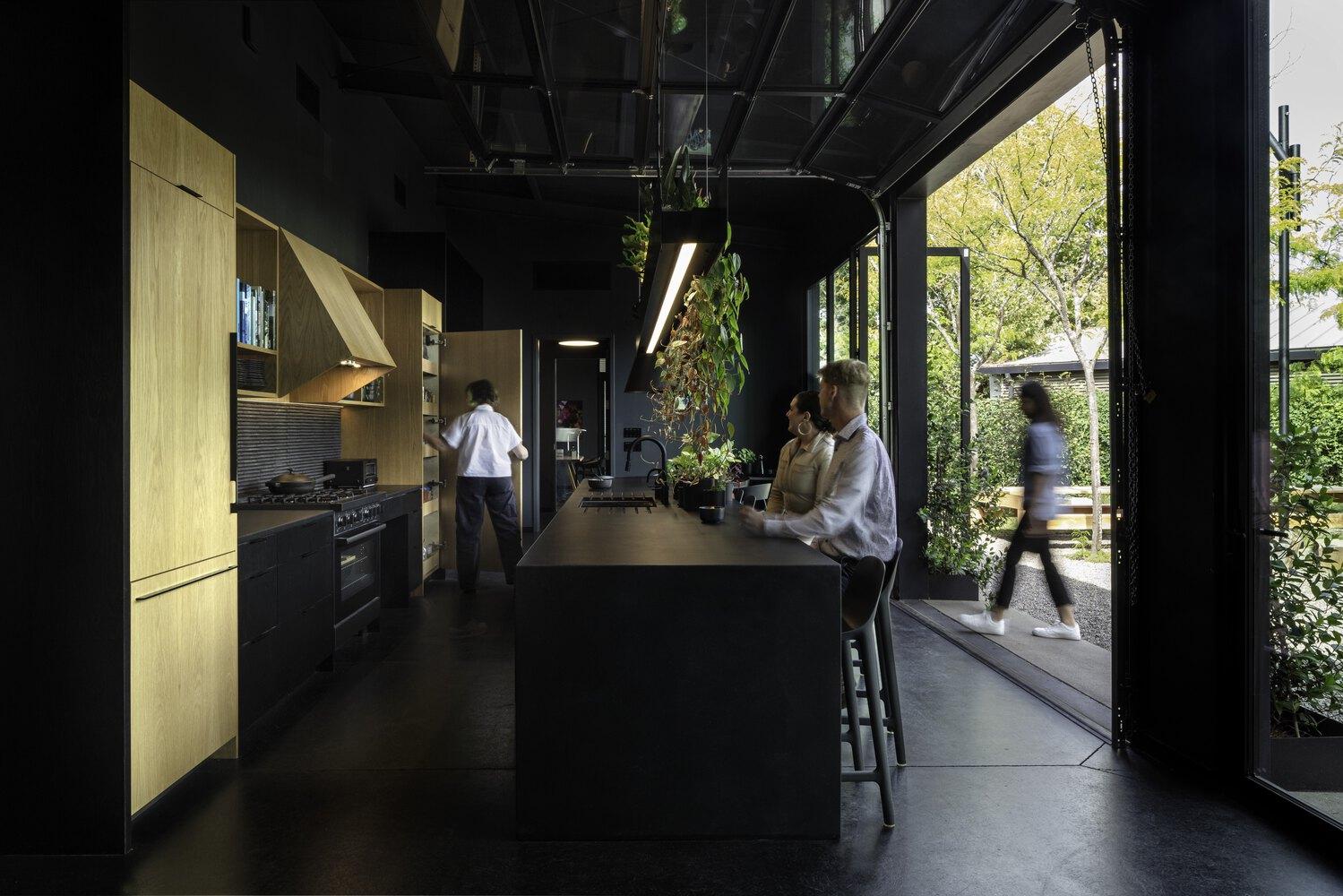 美國Skylab Architecture多功能辦公空間，工業風與自然共融的創意設計