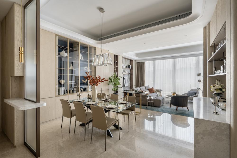 2,670 Sq.ft Camellia Avenue Abode Showcases a Soft Luxury Aesthetic