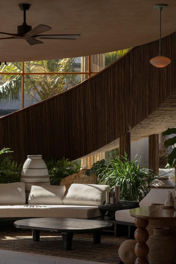 Lan Bistro in Yunnan Serves Up Nature's Finest