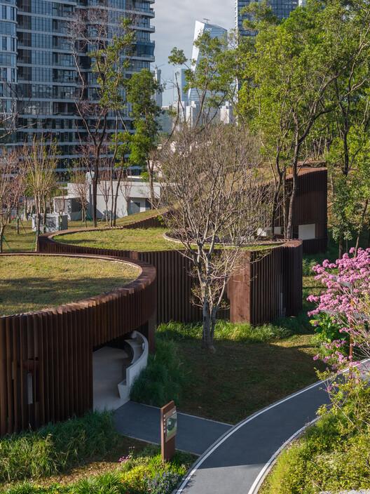 Meet Weathering Steel, a Material That Tells its Own Story 