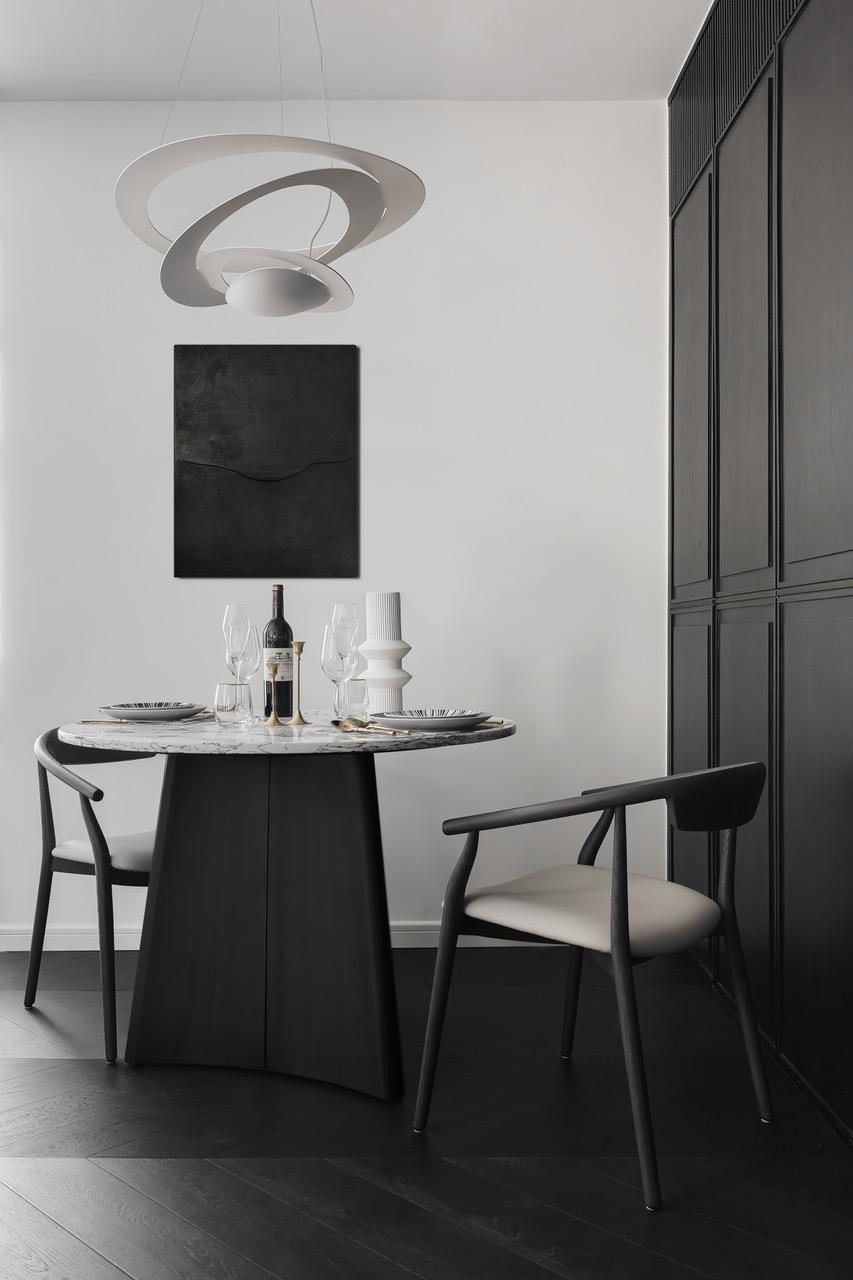 Classic French aesthetics meet modern practicality in this Elizabeth House retreat for two