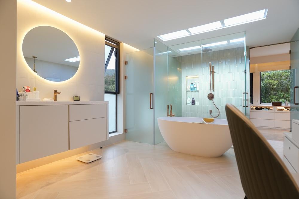 This Sai Kung Villa Blurs the Boundaries Between Indoor and Outdoor Living